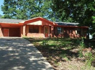1716 Lizzie Rd, Meridian, MS 39301