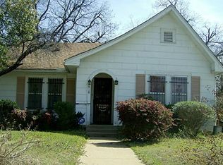 818 N Chandler Dr, Fort Worth, TX 76111
