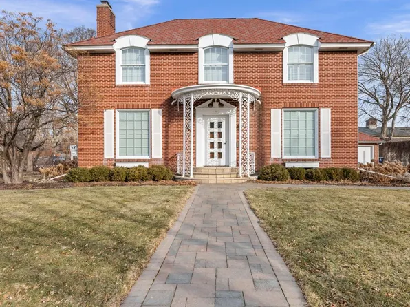 270 6th STREET WEST West, Winona, MN 55987