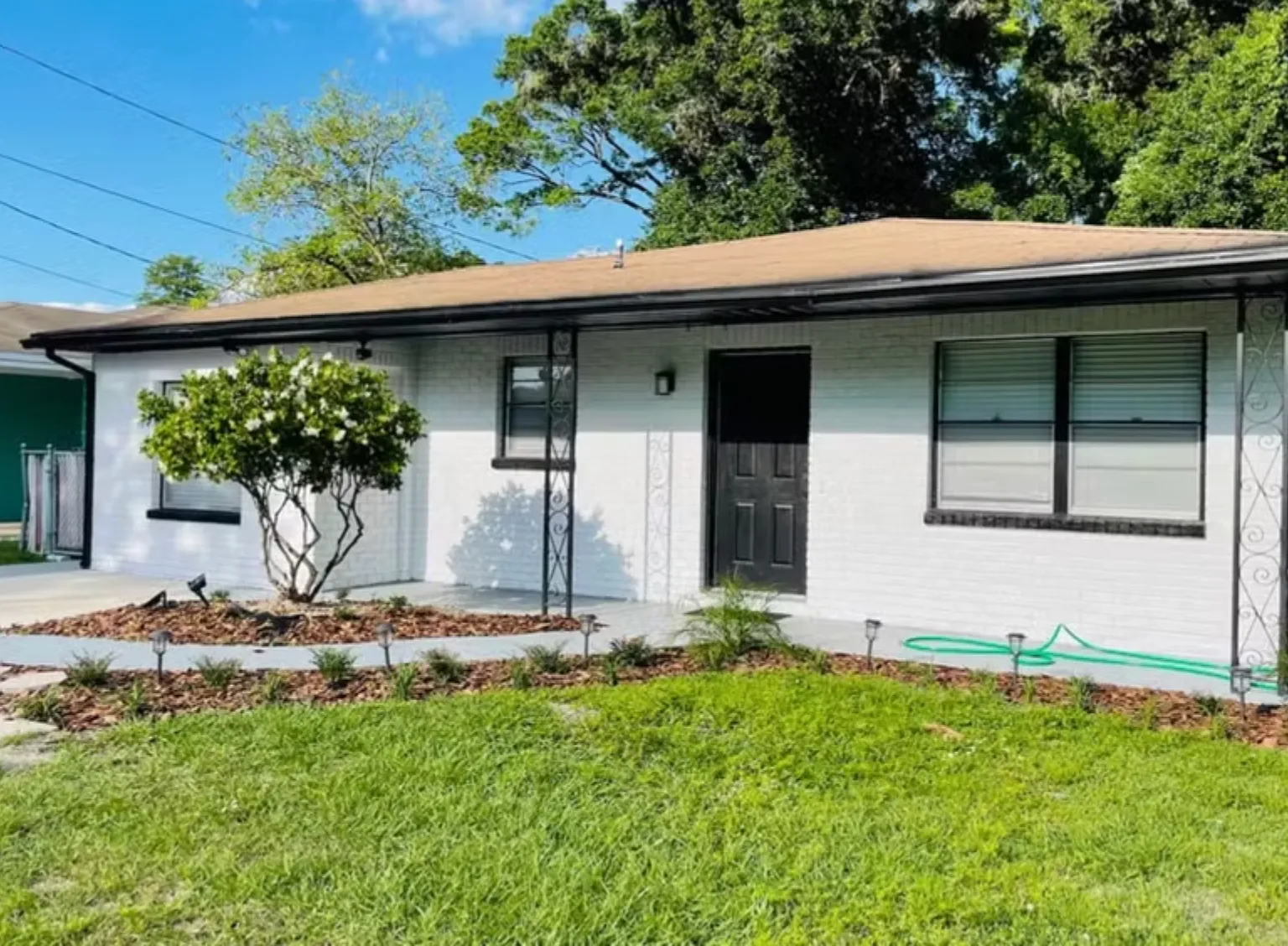 4005 N Glen Ave — Photo 1