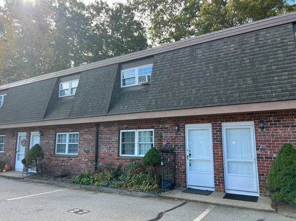 39 Ash Drive APT 27, Ledyard, CT 06335
