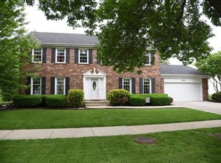 4010 N Mitchell Dr, Arlington Heights, IL 60004