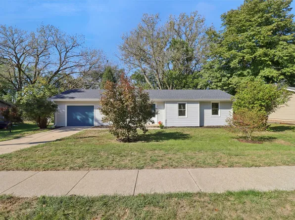 305 Snyder Ave, Norwalk, IA 50211