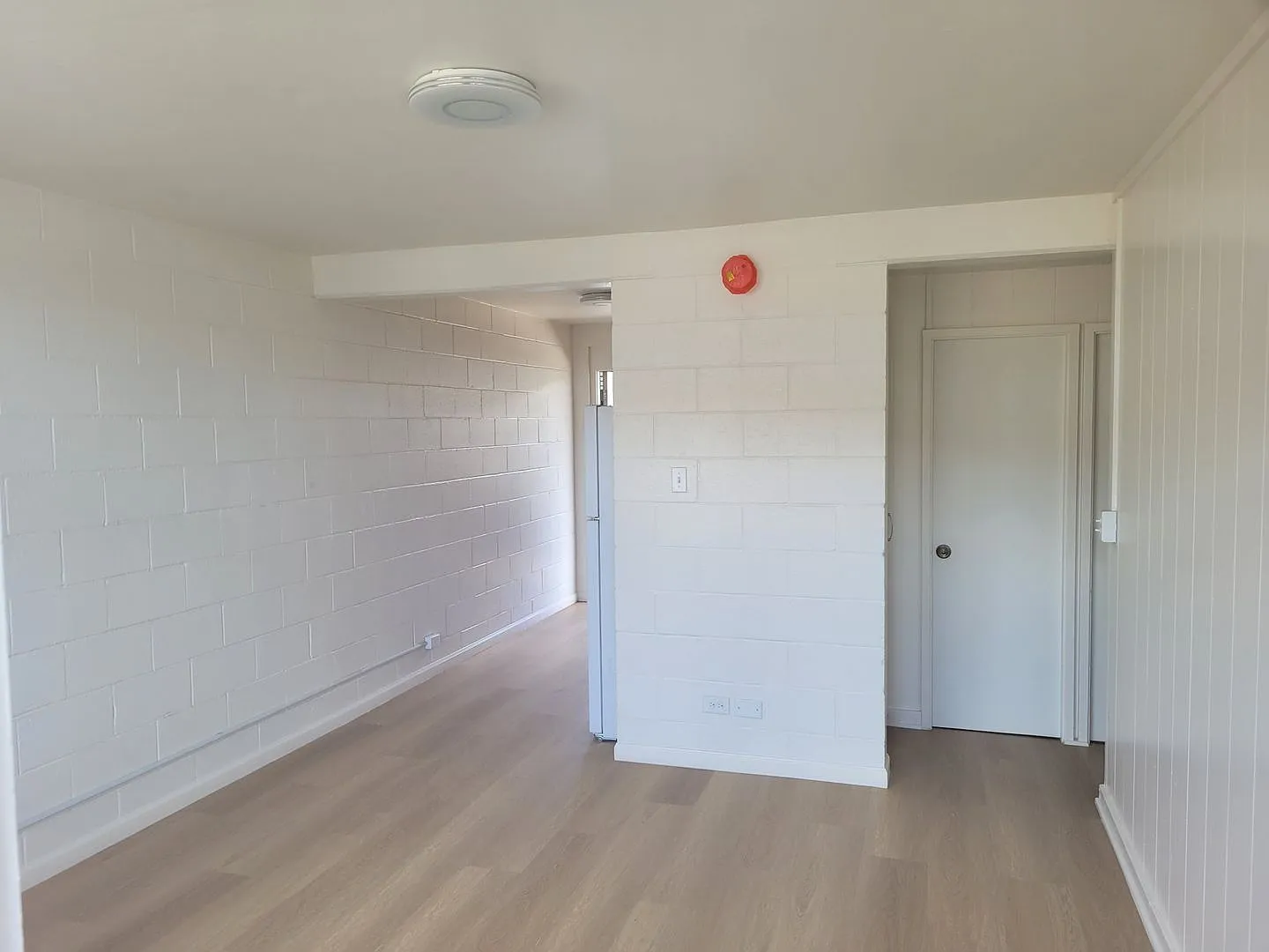 Recently Renovated 2bd, 1ba, 1pkg 700sqft. for $1750 — Photo 2