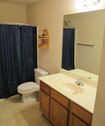 3rd image of 9241 Hawthorne Pointe Dr