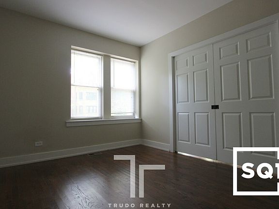 5th image of 5056 N Winchester Ave #5060-2E