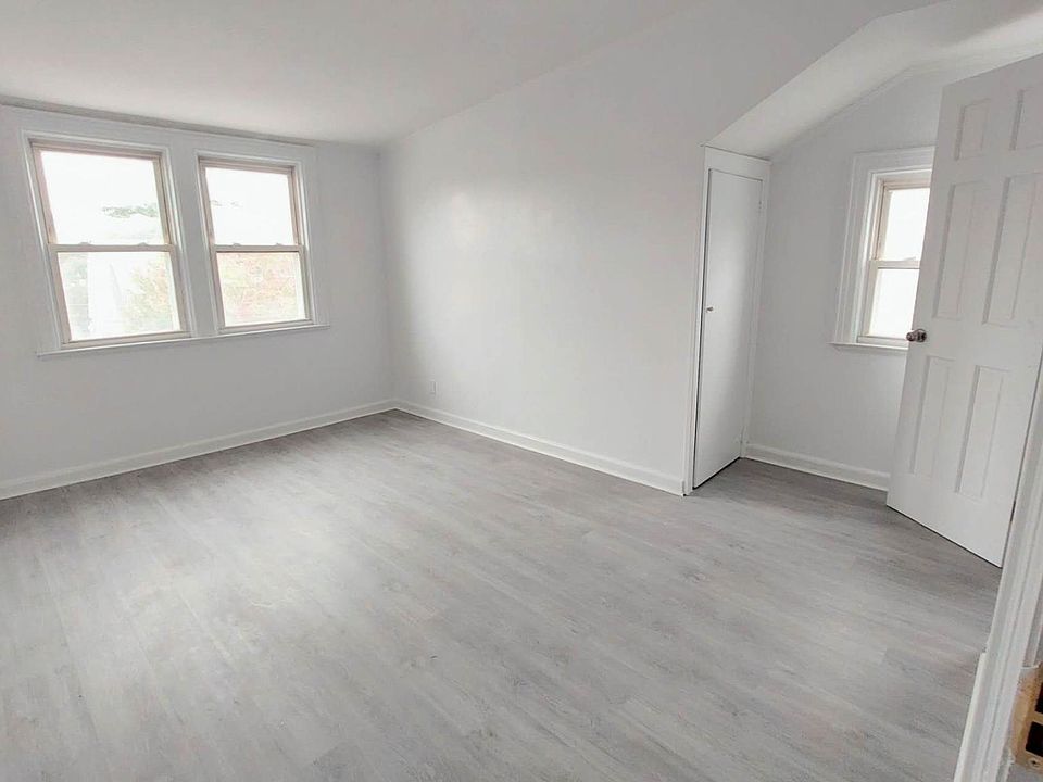 1st image of 59-32 159th St