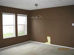 3rd image of 3617 Willow Creek Trl