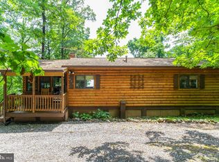724 Hilltop Ln, Mount Jackson, VA 22842