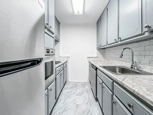 Sold by Brown Harris Stevens Forest Hills LLC | media 51