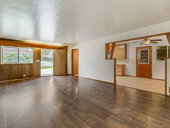 5th image of 1142 Woodland Ave