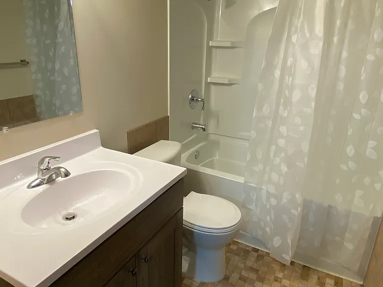3235 Vine St — Photo 18