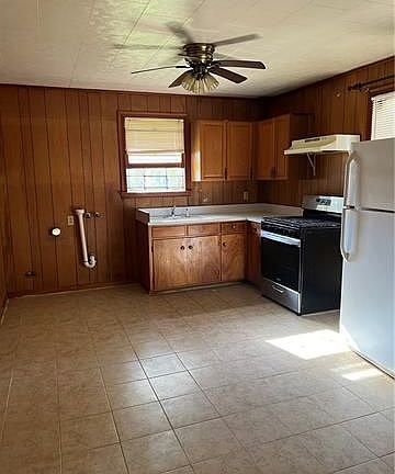 2nd image of 1410 Roosevelt Blvd