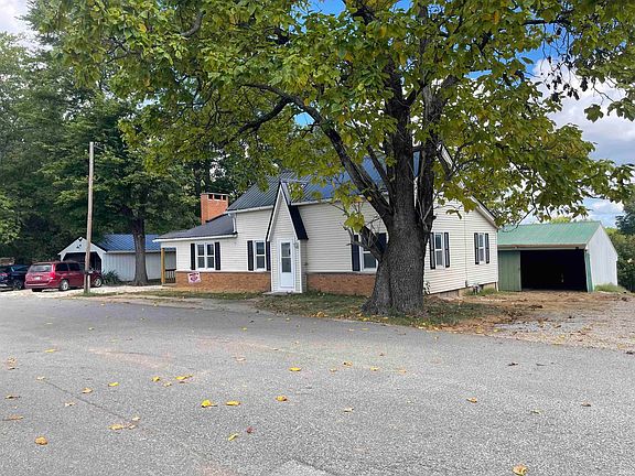 2nd image of 222 N Church St