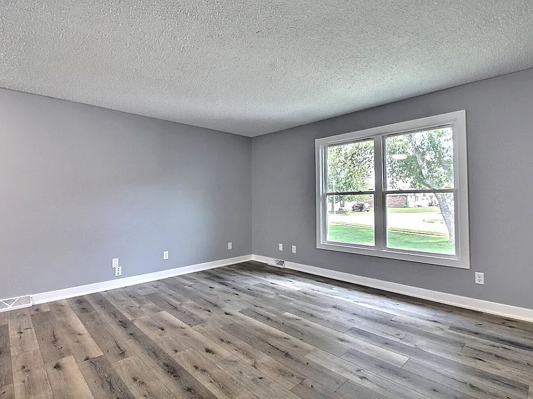 2669 Idaho Ave — Photo 8