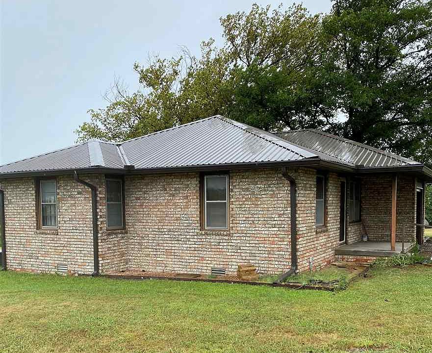 2nd image of 6425 Prairie Valley Rd