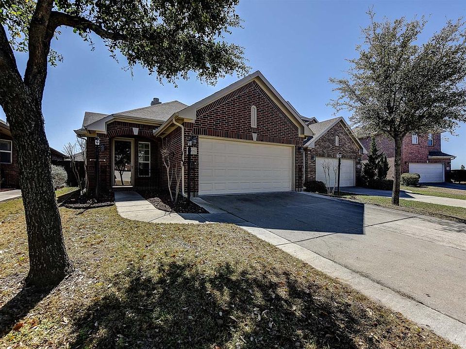 1st image of 15908 Alvarado Dr
