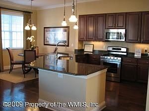 5th image of 1452 Manor Blvd