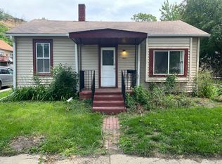 1425 Pleasant St, Council Bluffs, IA 51503