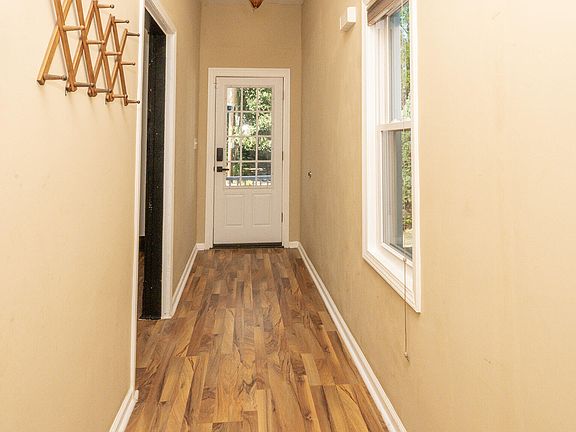 5th image of 15 Catalpa St