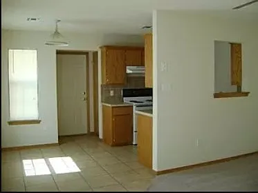 1905 SW E Ave, Lawton, OK 73501, USA — Photo 3