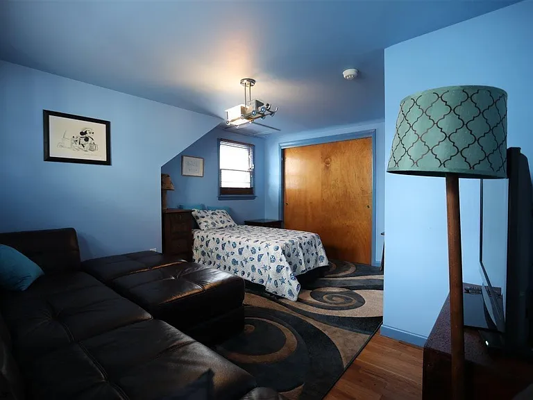 14 S Swarthmore Ave — Photo 19