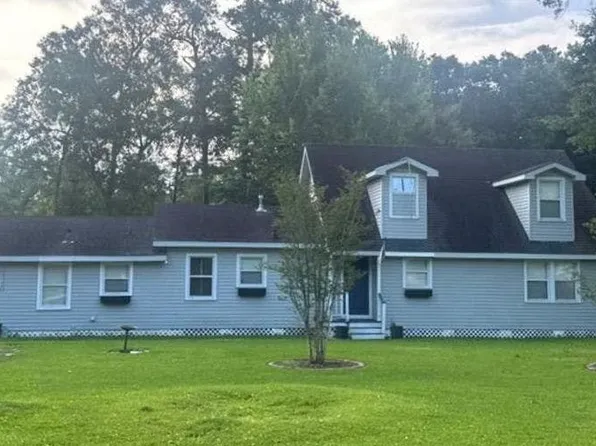 19132 Hector St, Mandeville, LA 70471