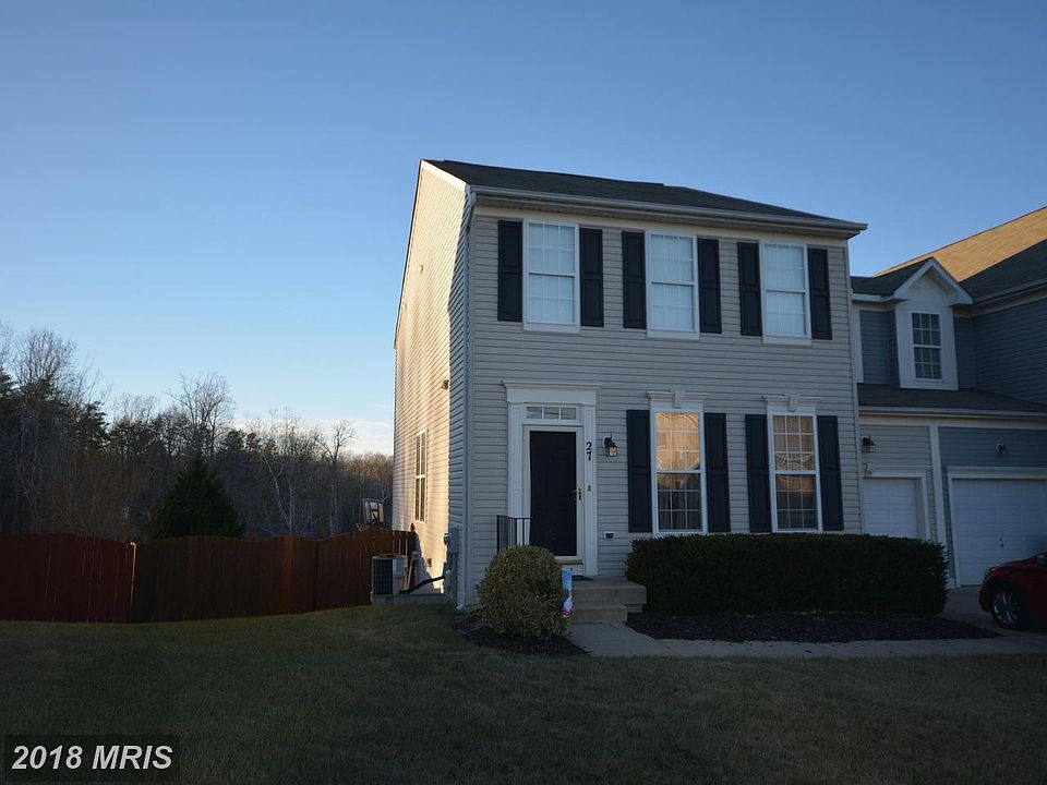 1st image of 27 Barnum Dr