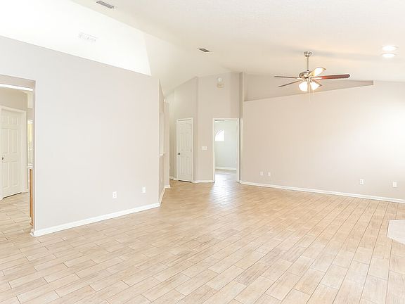 5th image of 4408 Jiggermast Ave