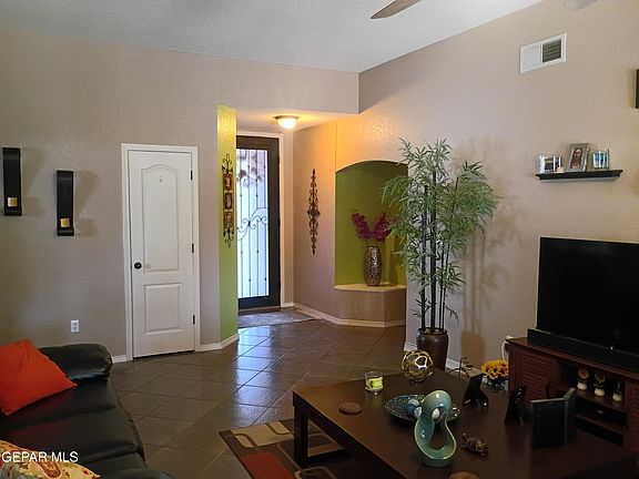 4th image of 12909 Hidden Grove Dr