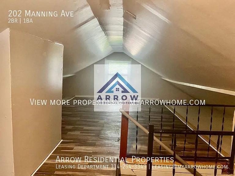202 Manning Ave — Photo 9