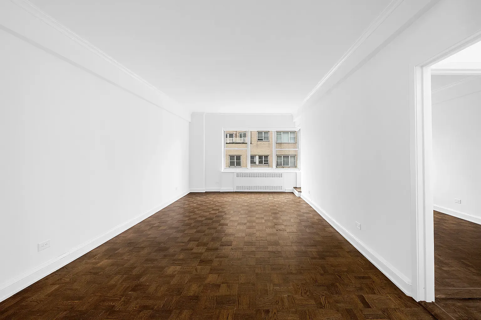 40 Park Ave — Photo 3