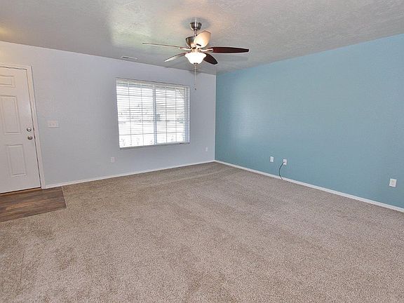3rd image of 17707 Mesa Springs Ave