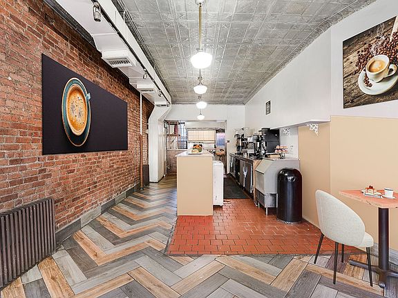 3rd image of 384 7th Ave #1
