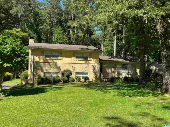 3225 Starlake Dr, Birmingham, AL 35226