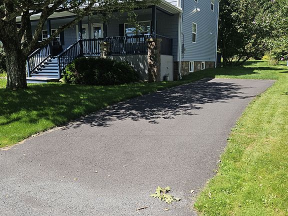 3rd image of 1114 Mill St #2