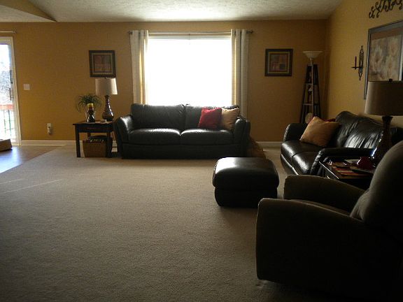 16x20 great room with cathedral ceiling