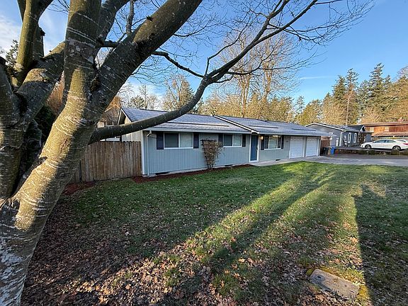 2nd image of 15571 SE Patricia Ct