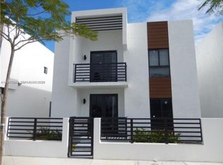 16955 SW 100th Ave, Miami, FL 33157