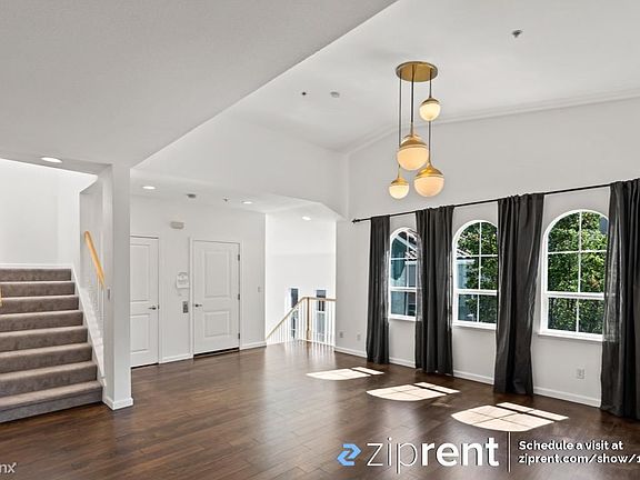 5th image of 37 Bassett St