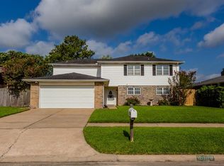 10106 Overview Dr, Sugar Land, TX 77498