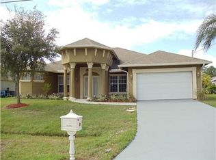 2272 SW Monterrey Ln, Port Saint Lucie, FL 34953