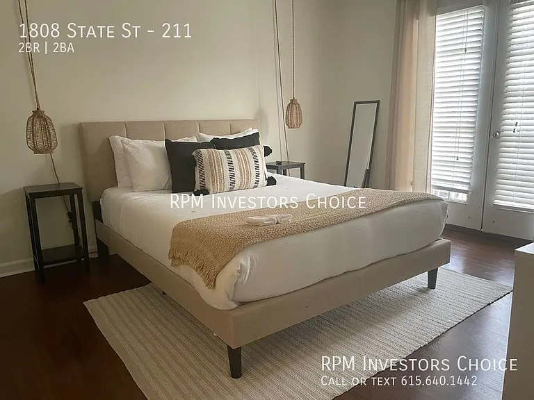 1808 State St #211 — Photo 14