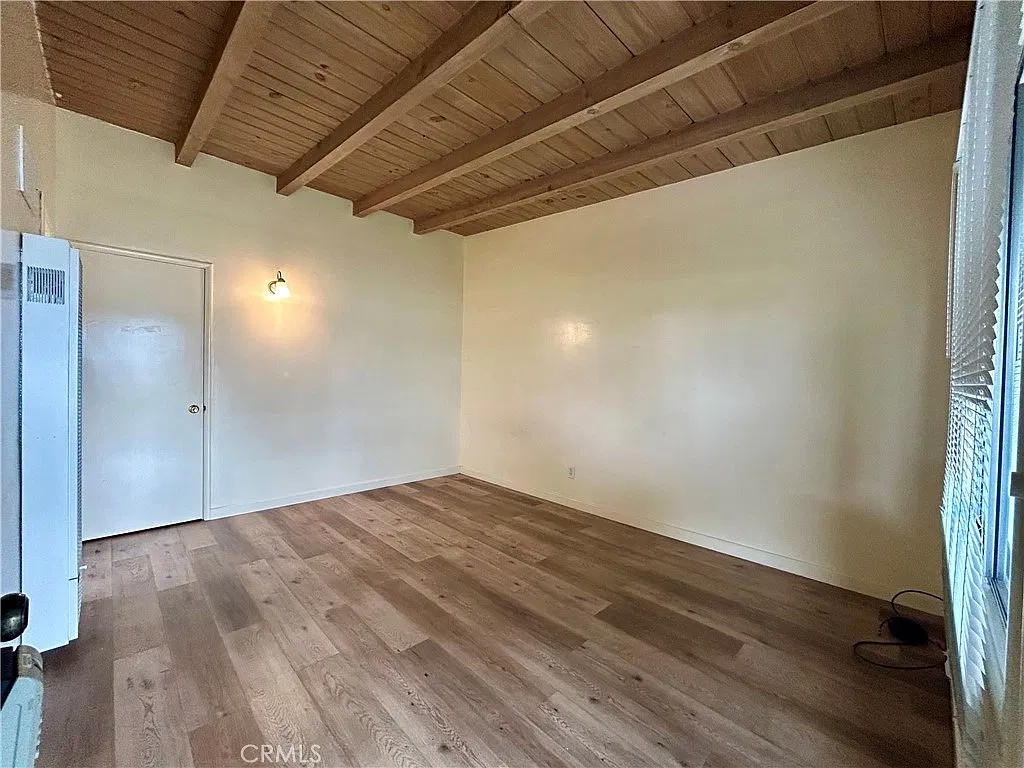 Studio, 331 sqft, $1,500 — Photo 2