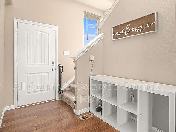 4th image of 10908 Clarion Dr