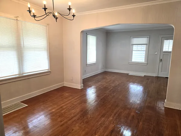 204 19th Ave, Moline, IL 61265