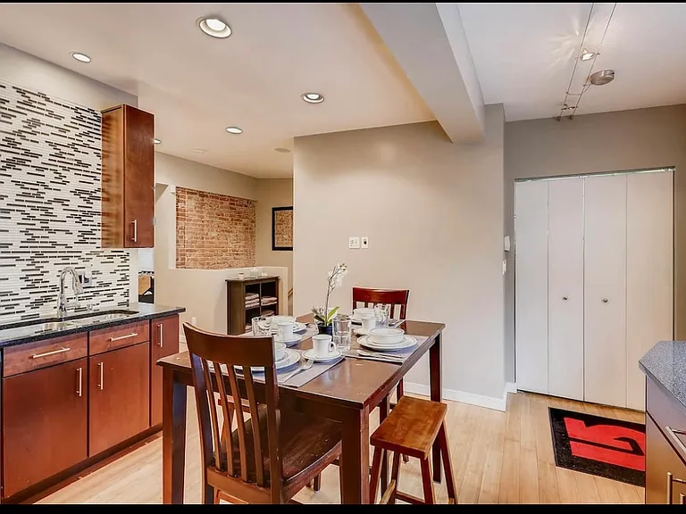 Osage St — Photo 6