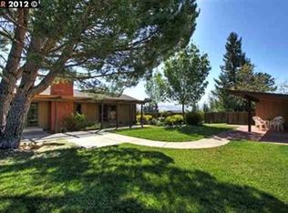 95 Warfield Dr, Moraga, CA 94556