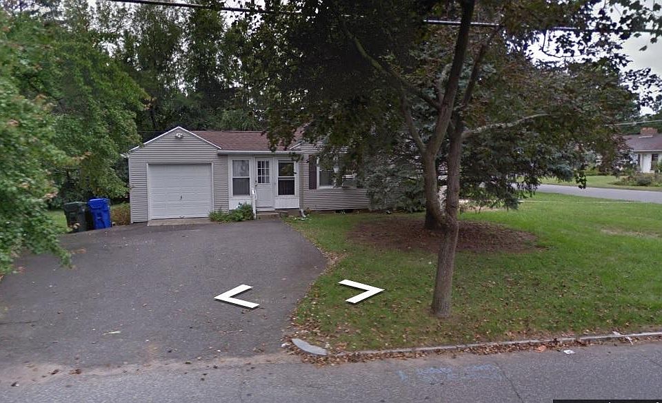 2nd image of 90 E Allen Ridge Rd
