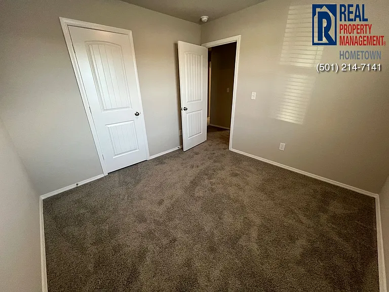 2248 Bentwood Dr — Photo 17